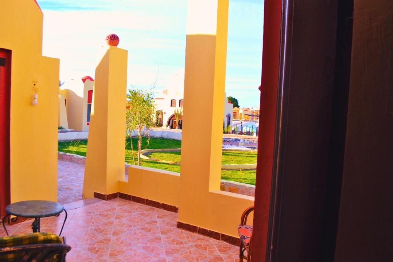 Hostmark Zabargad Beach Resort Abū Ghuşūn Exterior foto