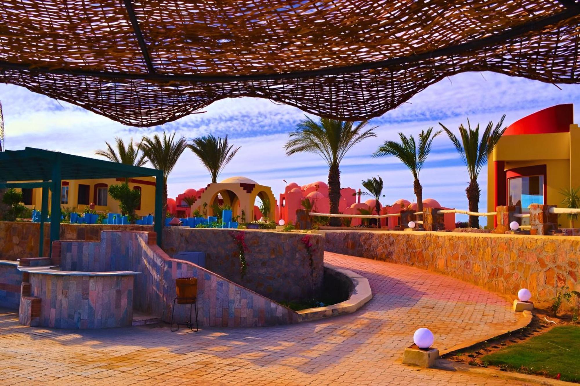 Hostmark Zabargad Beach Resort Abū Ghuşūn Exterior foto