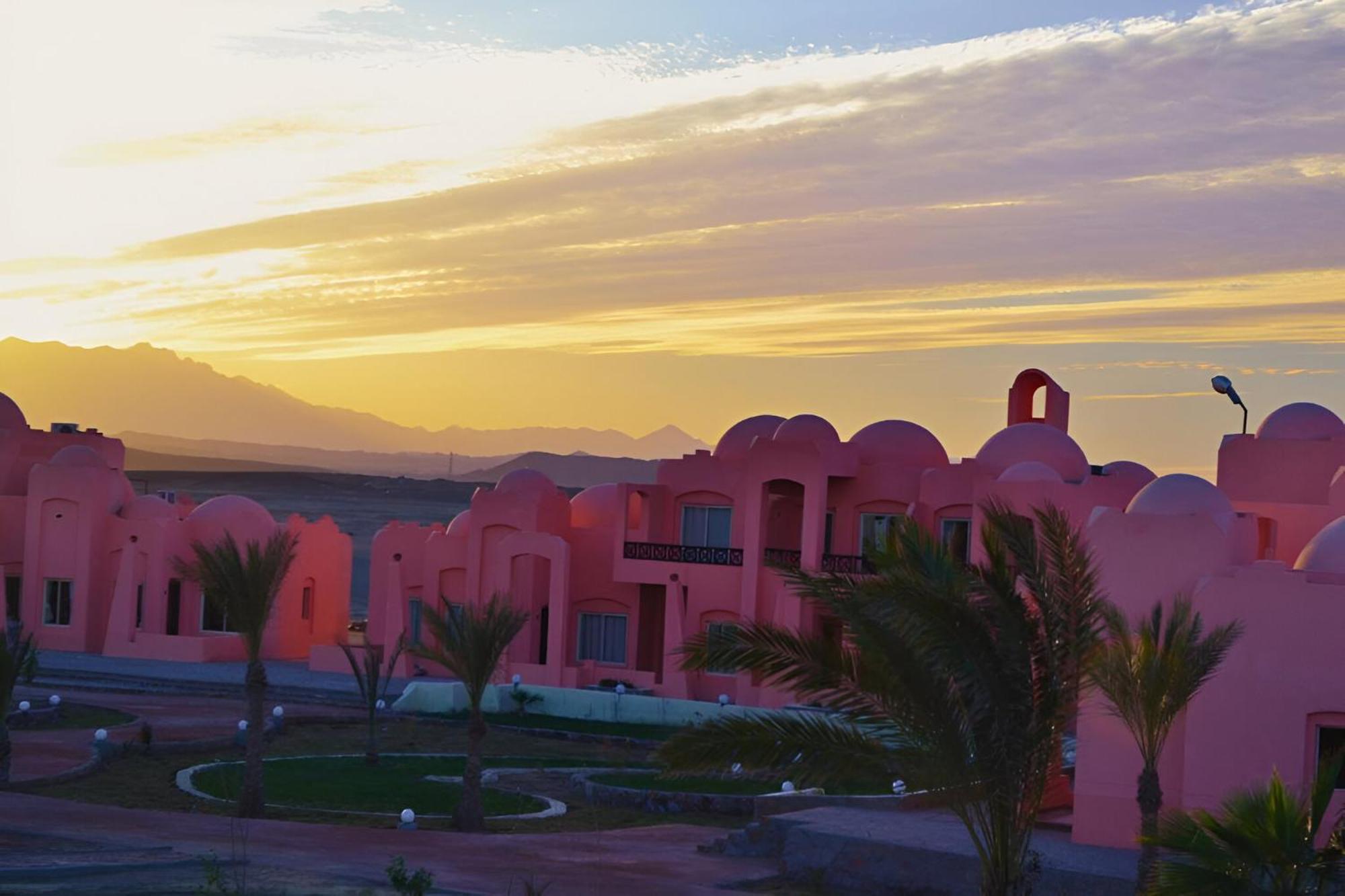Hostmark Zabargad Beach Resort Abū Ghuşūn Exterior foto